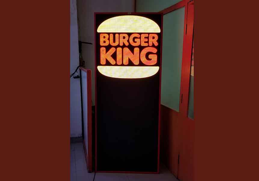 led standee video wall